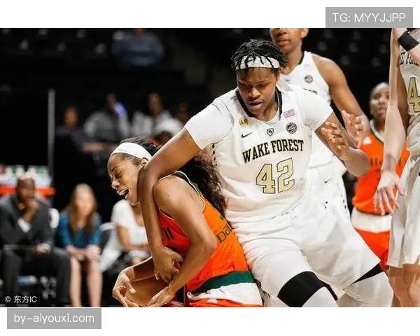 犯规判定的核心依据：动作危险性与比赛公平性如何权衡