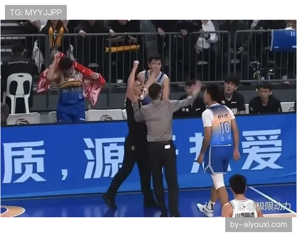 身体冲撞是否构成犯规？关键看这3个判罚条件